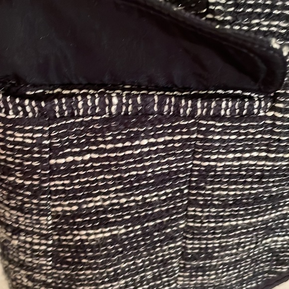 Banana Republic ladies jacket. Black/ white/ shimmer. Good condition. - Picture 11 of 13